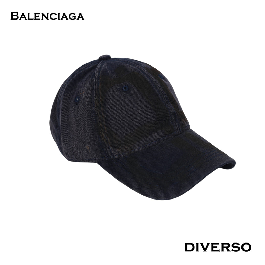 BALENCIAGA كاب