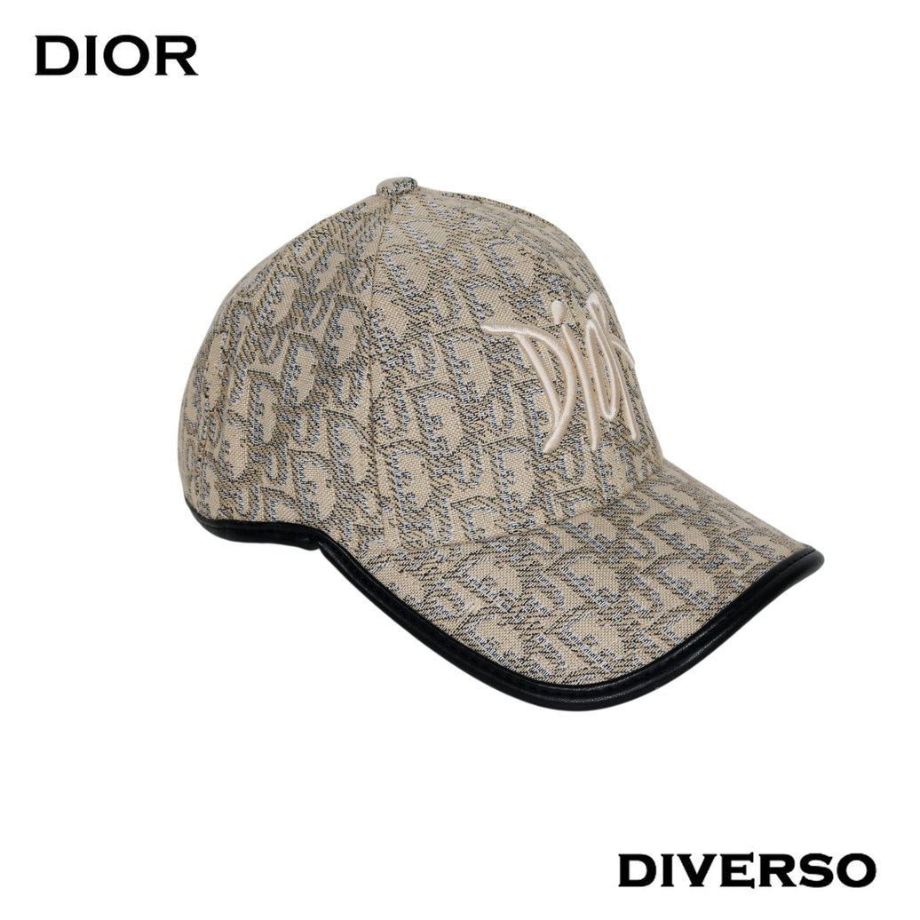 كاب DIOR