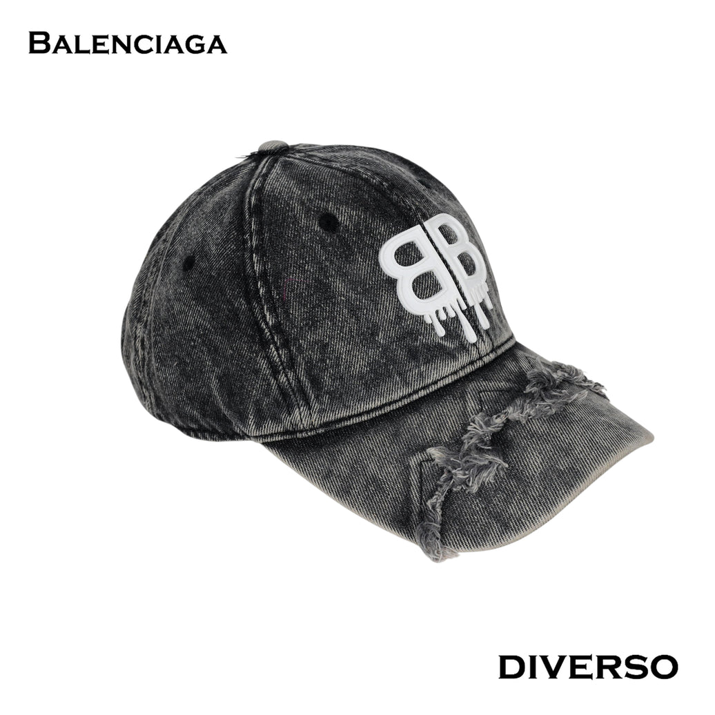 BALENCIAGA كاب
