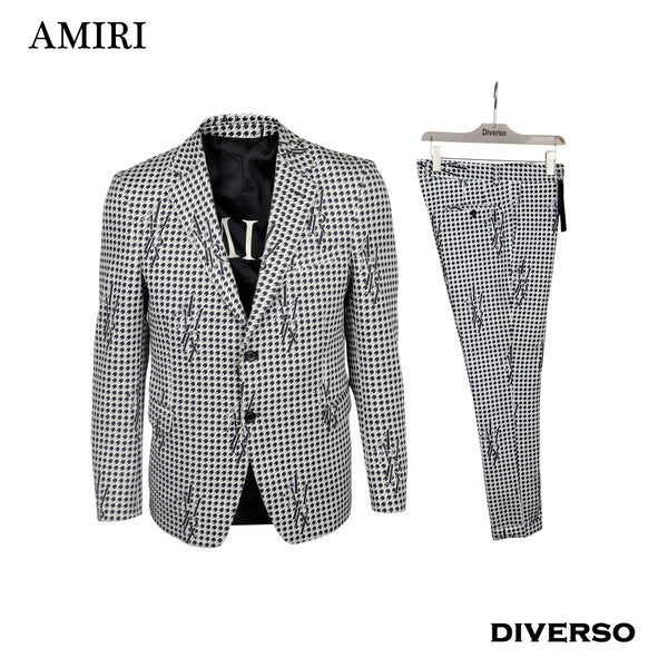 بدلة رجالي AMIRI