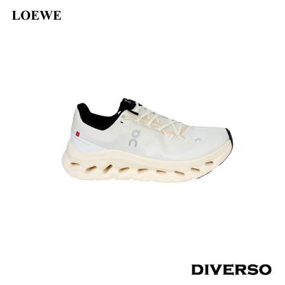 كوتشي رجالي LOEWE