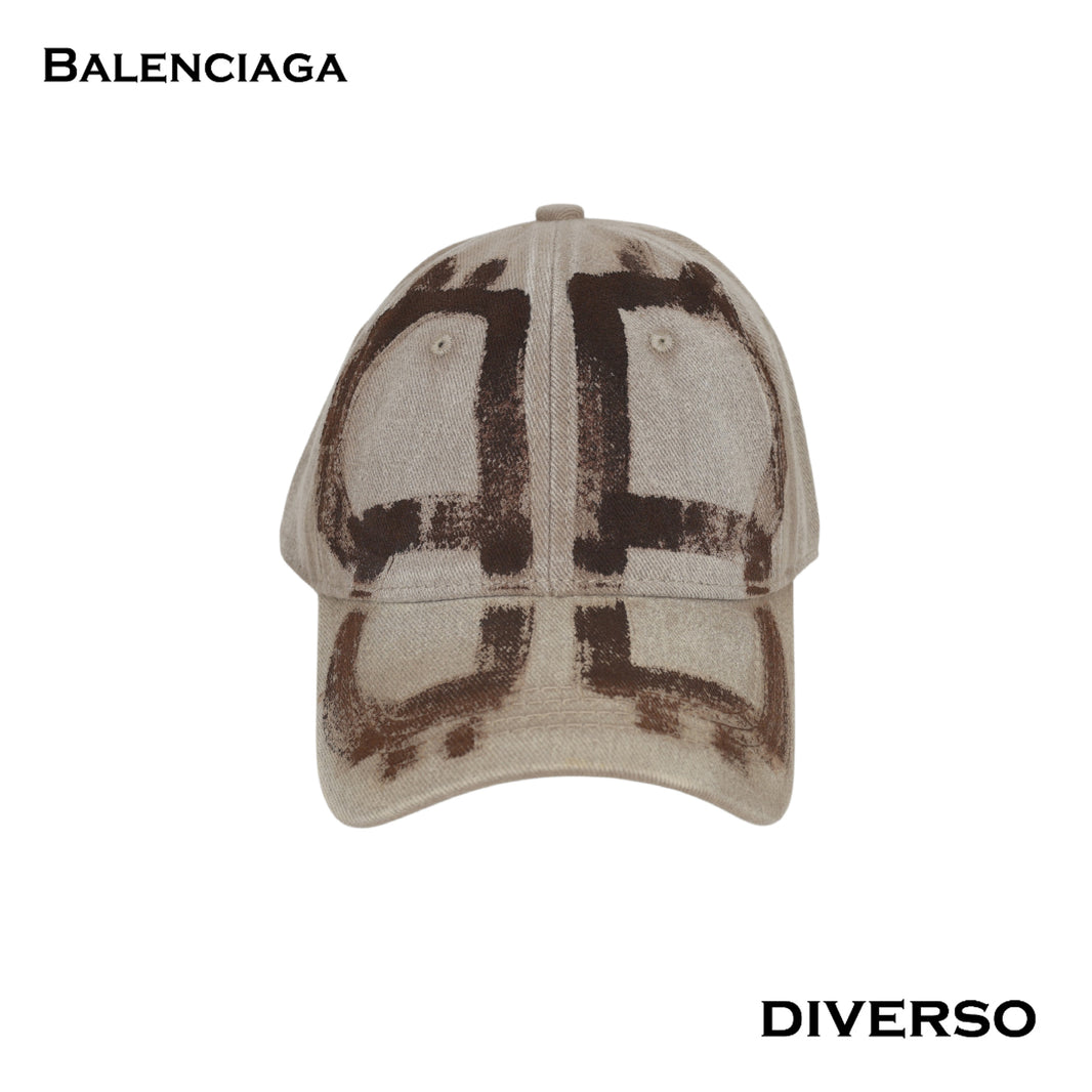 BALENCIAGA كاب