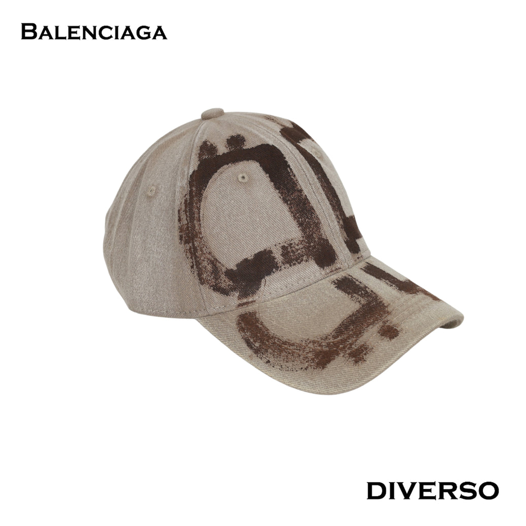 BALENCIAGA كاب