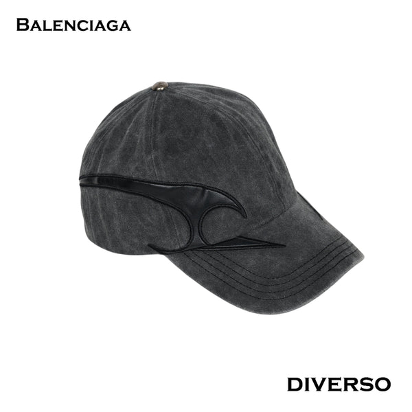 BALENCIAGA كاب