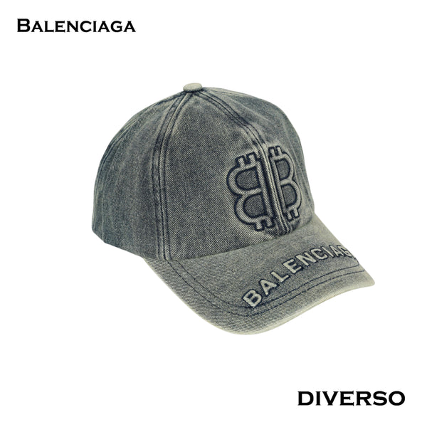 BALENCIAGA كاب