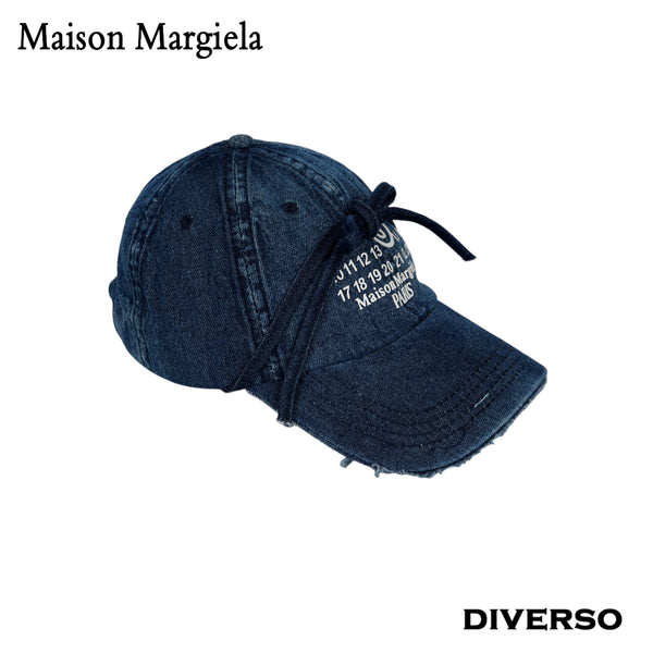 MAISON MARGIELA كاب