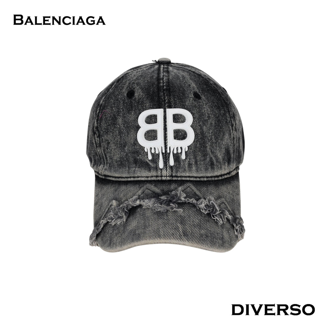 BALENCIAGA كاب